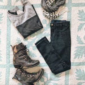 🔥Blank NYC Cropped Dark Wash Moto Jeggings 26